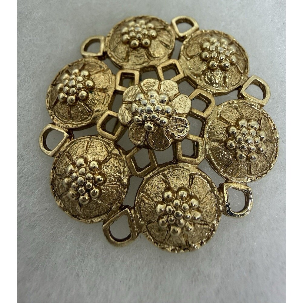 Sarah Coventry Fashion-Rite Brooch Gold-Tone Designer Mid Century‎ Vintage